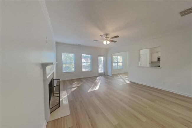 Photo - 5050 Roxton Ln