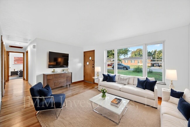 Photo - 4015 Greenmeadows Dr