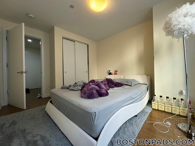 Photo - 40 Boylston St Unit 402