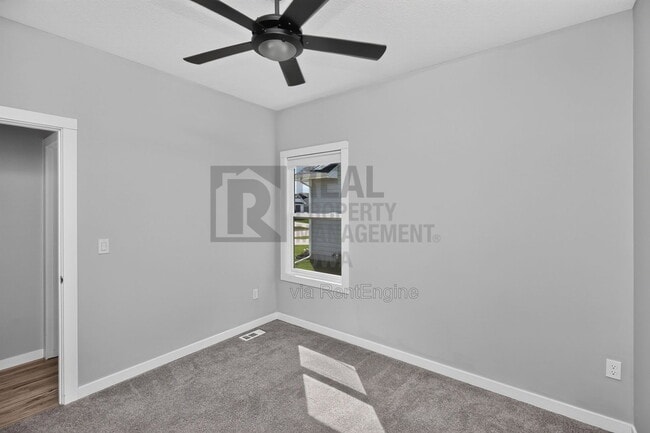Photo - 6810 Bright St
