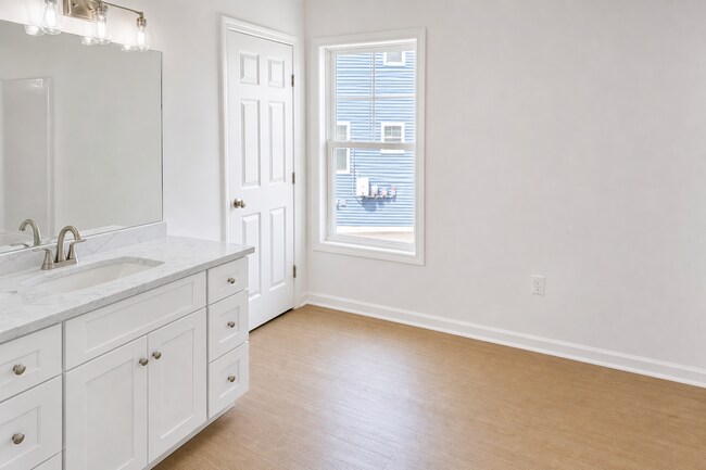 Photo - 22 Infield St
