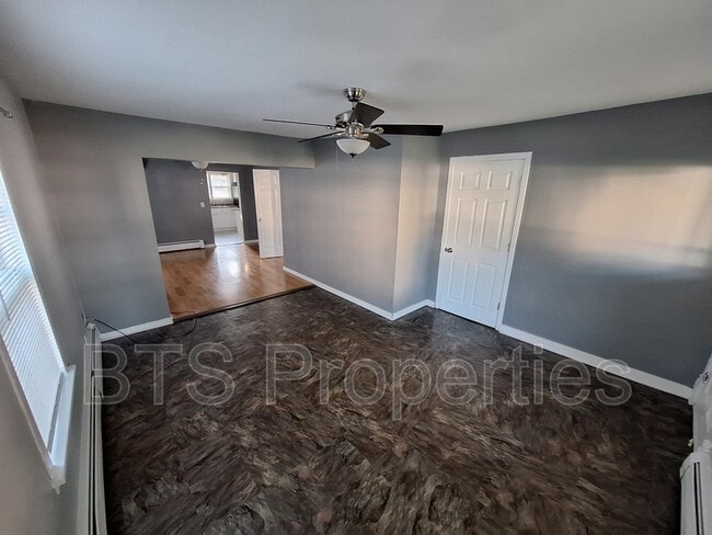 Photo - 114 S Cedar St