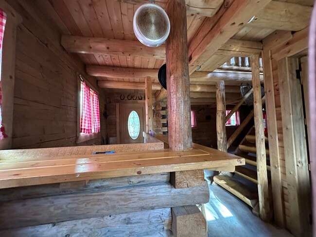 Photo - 14 Car Mar Ln