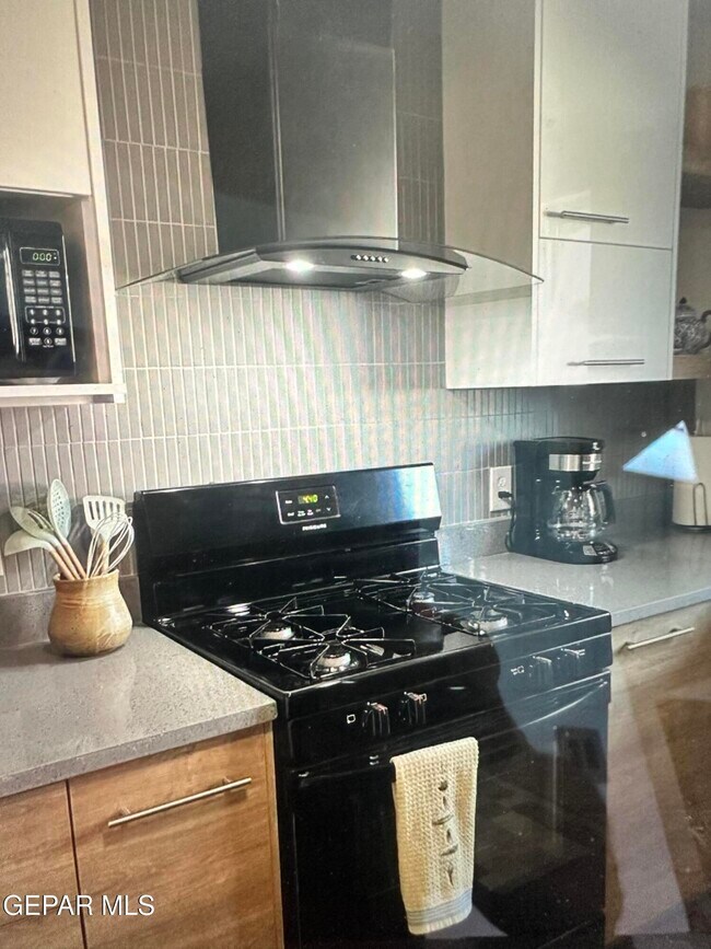 Photo - 1202 Caper Rd