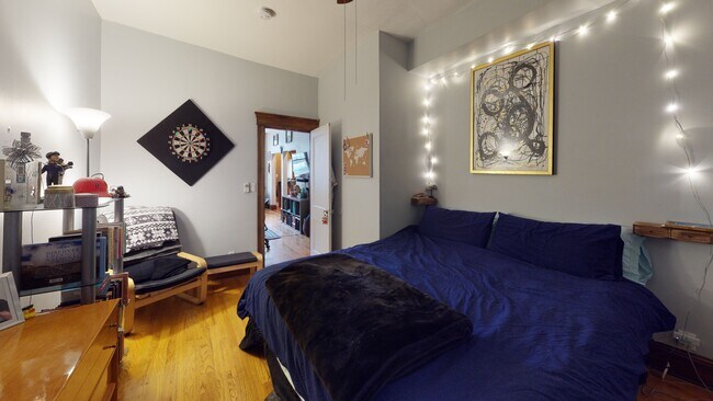 Photo - 1868 Commonwealth Avenue