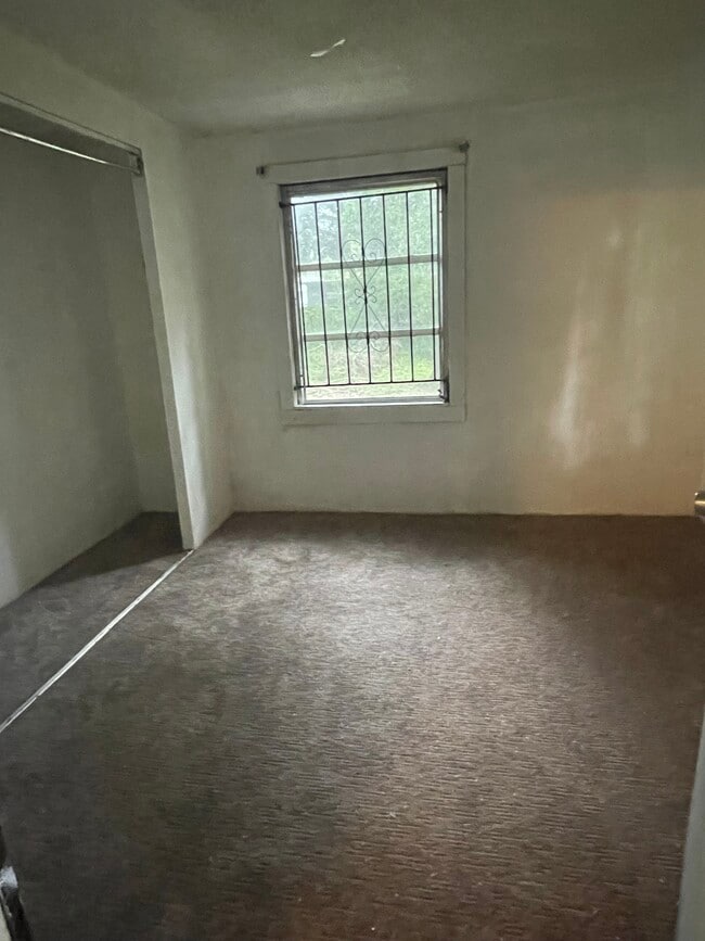 Photo - 1739 W Spruce St