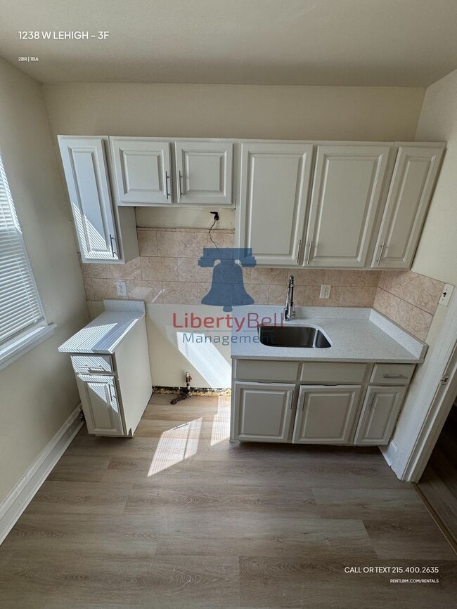 Photo - 1238 W Lehigh Ave Unit 3F