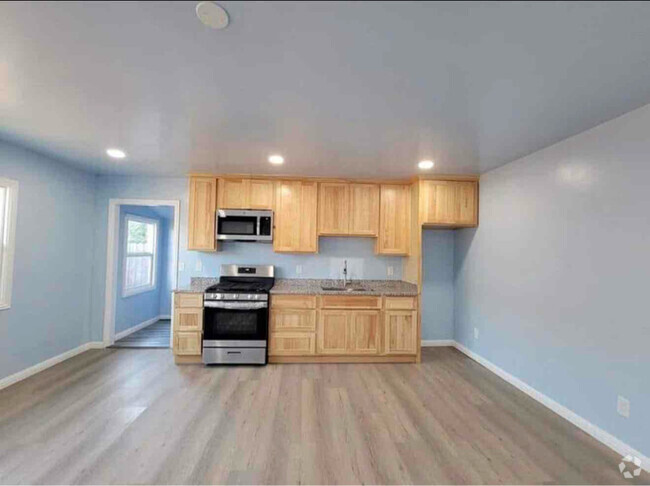 Building Photo - 3525 McBryde Ave Rental