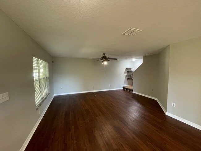 Photo - Beautiful End-Unit Townhome in Gated Eilan...