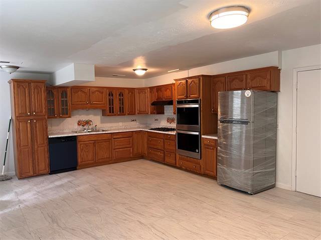 Photo - 522 Apollo Rd