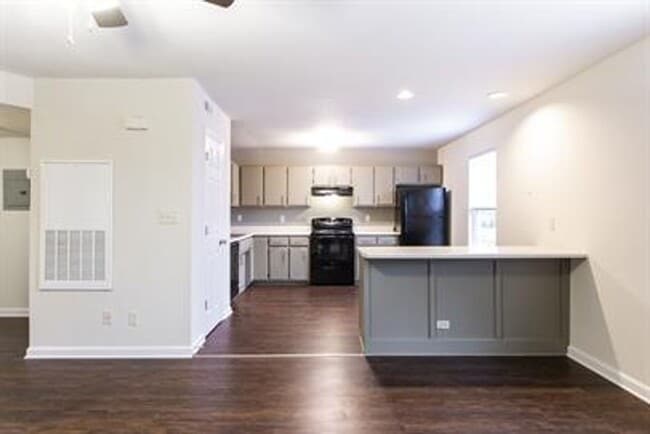 Building Photo - Mt. Washington Square Unit 191-16 Rental