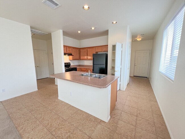 Photo - TOWNHOME - COTTONWOOD - VILLAS ON ELM