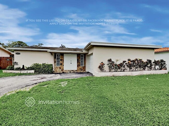 Building Photo - 10270 NW 24th St Rental