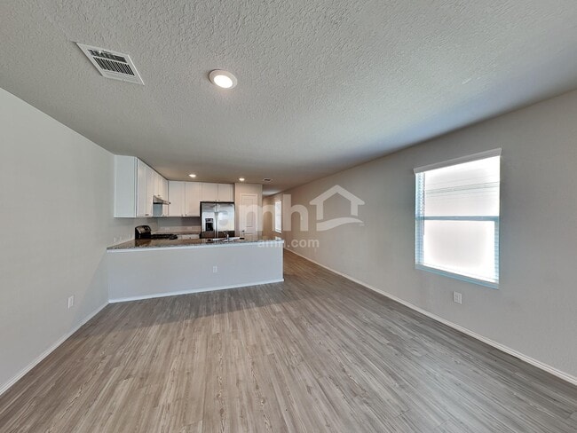 Photo - 10419 Varmus Dr