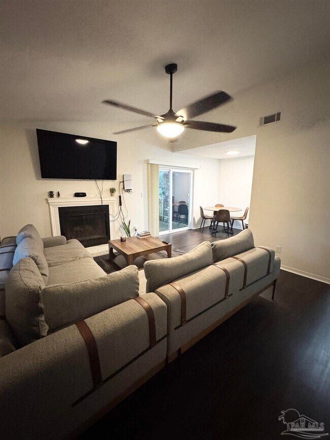 Photo - 1440 N 61st Ave