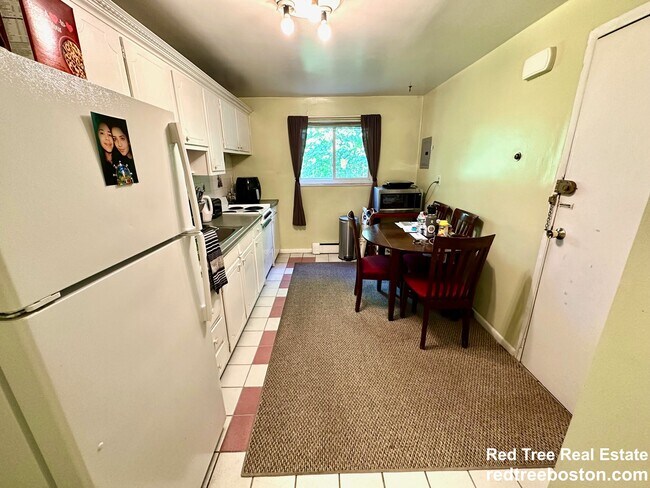 Photo - 8 Bryon Rd Unit 1