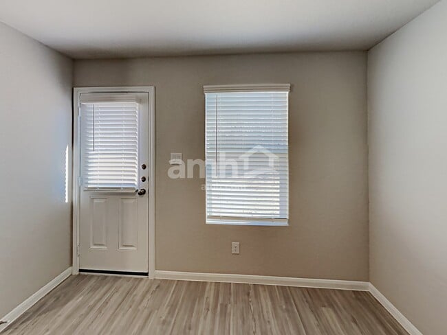 Photo - 9978 Sarrebourg St