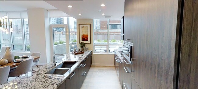 Photo - 334 W Chicago Ave Unit 708