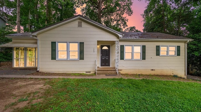 Building Photo - 3 Bedroom 2 Bathroom Home on Clemson Street
