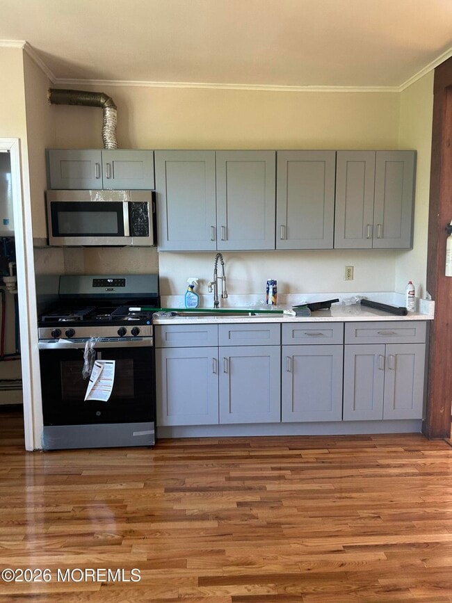 Building Photo - 511 Langford St Unit Apt 3S