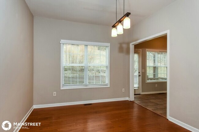 Photo - 59 Mission Ridge Dr SW
