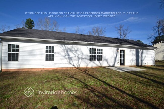 Photo - 552 Bridgeport Pl