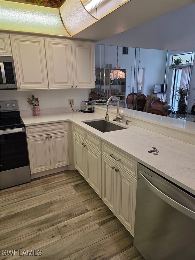 Building Photo - 16580 Ginger Ln Unit 3242