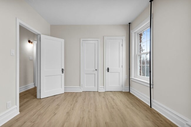 Photo - 109 N Sixth St Unit 1F