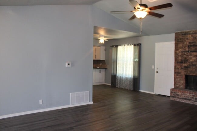 Photo - Newly Remodeled! Close to Tinker