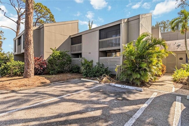 Building Photo - 761 Pine Run Dr Rental