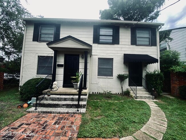 Photo - 1241 Donald St House