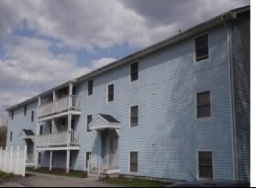 Reservoir Place - Reservoir Place Apartments