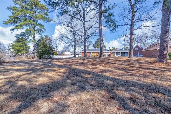 Photo - 5801 Lathan Rd