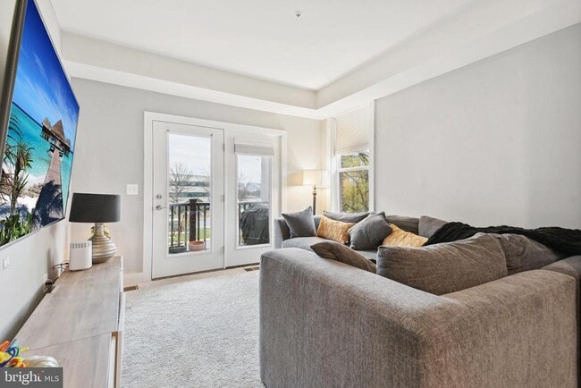 Photo - 55 Silverway Dr