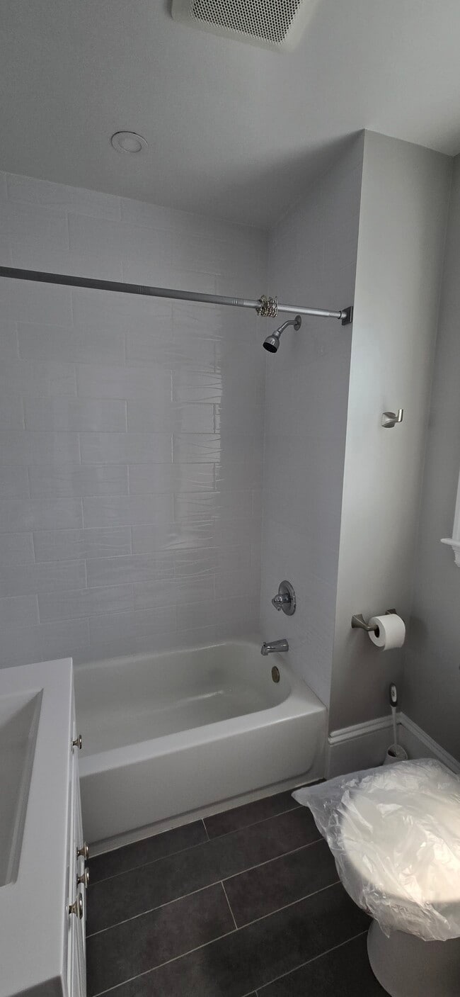 22 Morton St Unit 22A