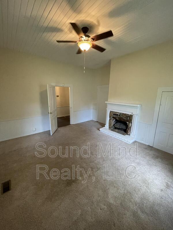 Photo - 264 Kivett Rd