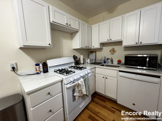 Photo - 22 Fairbanks St Unidad 1