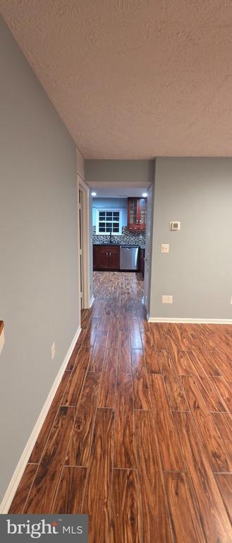 Photo - 323 Lindera Ct