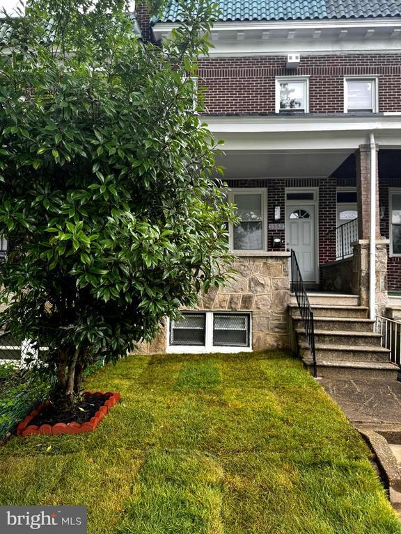 Photo - 1352 Homestead St