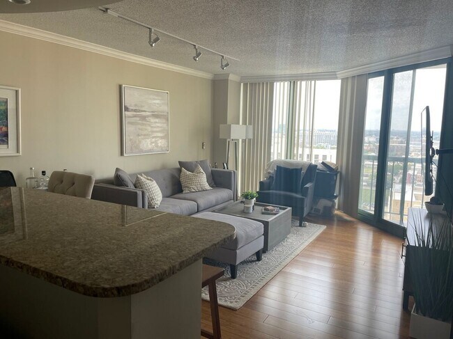 Photo - 111 W Maple St Unit 1810