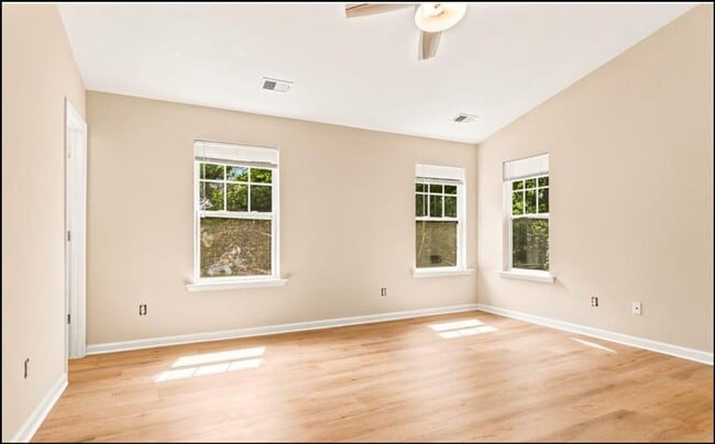 Photo - 10308 Cloyne Ct