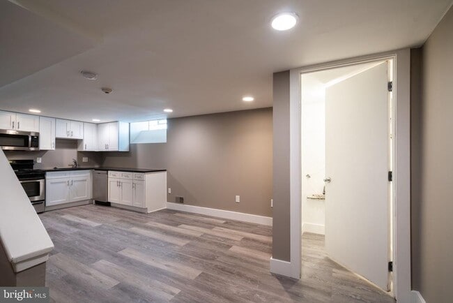 Photo - 2351 Christian St Unit A