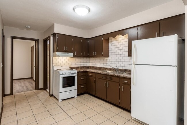 Building Photo - 3220/3222 Darwood Drive Unit 3220 Darwood Drive Rental