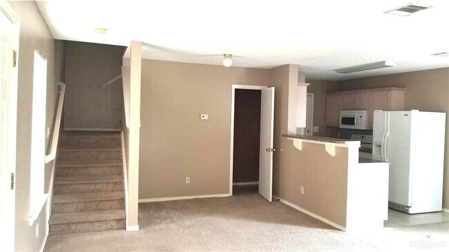 Photo - 13 Magnolia St