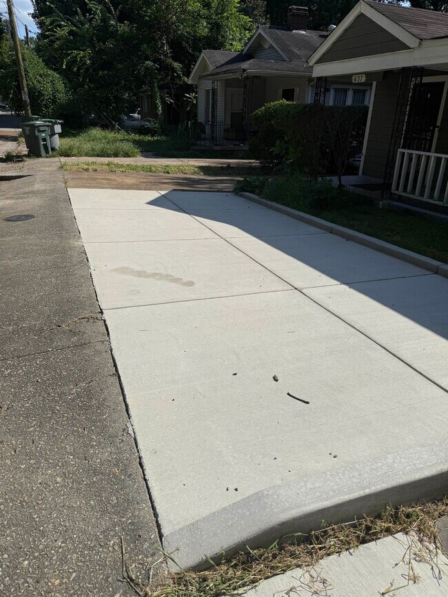 Photo - 635 Prescott Rd