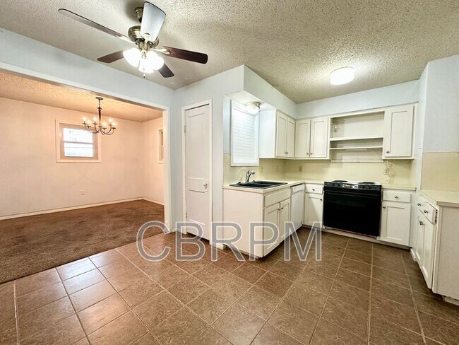 Photo - 8314 Hartford Ave