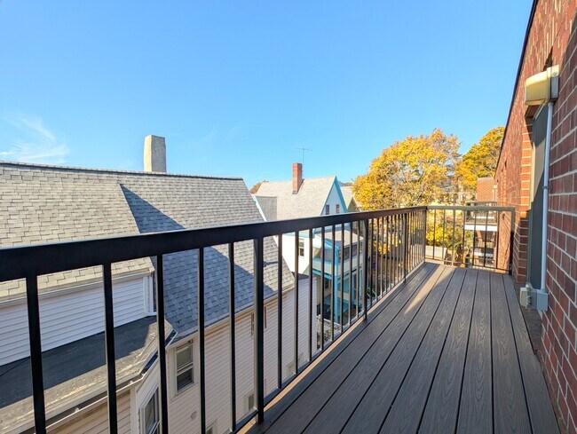 Photo - 23 Elm St Unit 301