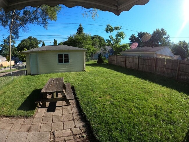 Photo - 2 bed 1 bath Royal Oak ranch