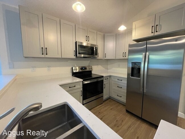Photo - 5 br, 4 bath House - 6928 S Dover Way