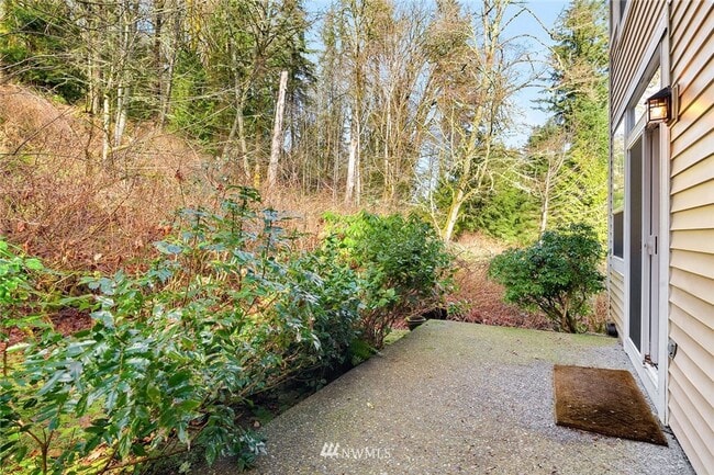 Photo - 3Bd/2.5Ba Bellevue Townhouse